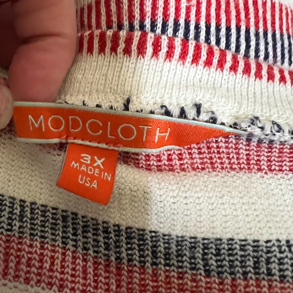 ModCloth Bit of Twist Long Sleeve Top White/Red Stripe Size 3X - Picture 11 of 12
